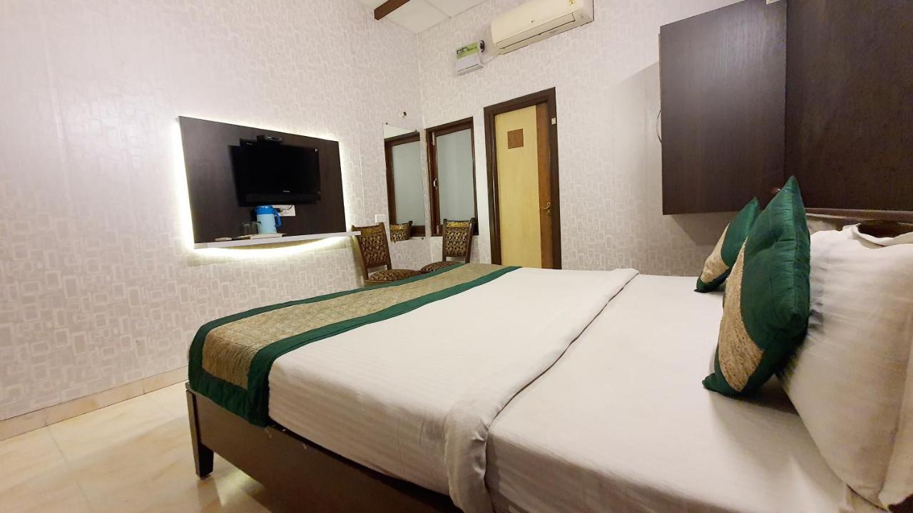 Hotel Amritsar Inn Eksteriør bilde