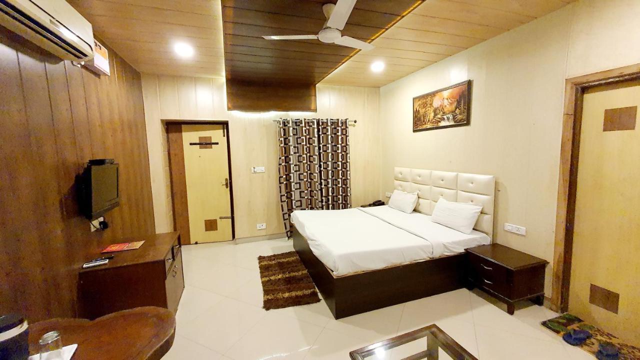 Hotel Amritsar Inn Eksteriør bilde