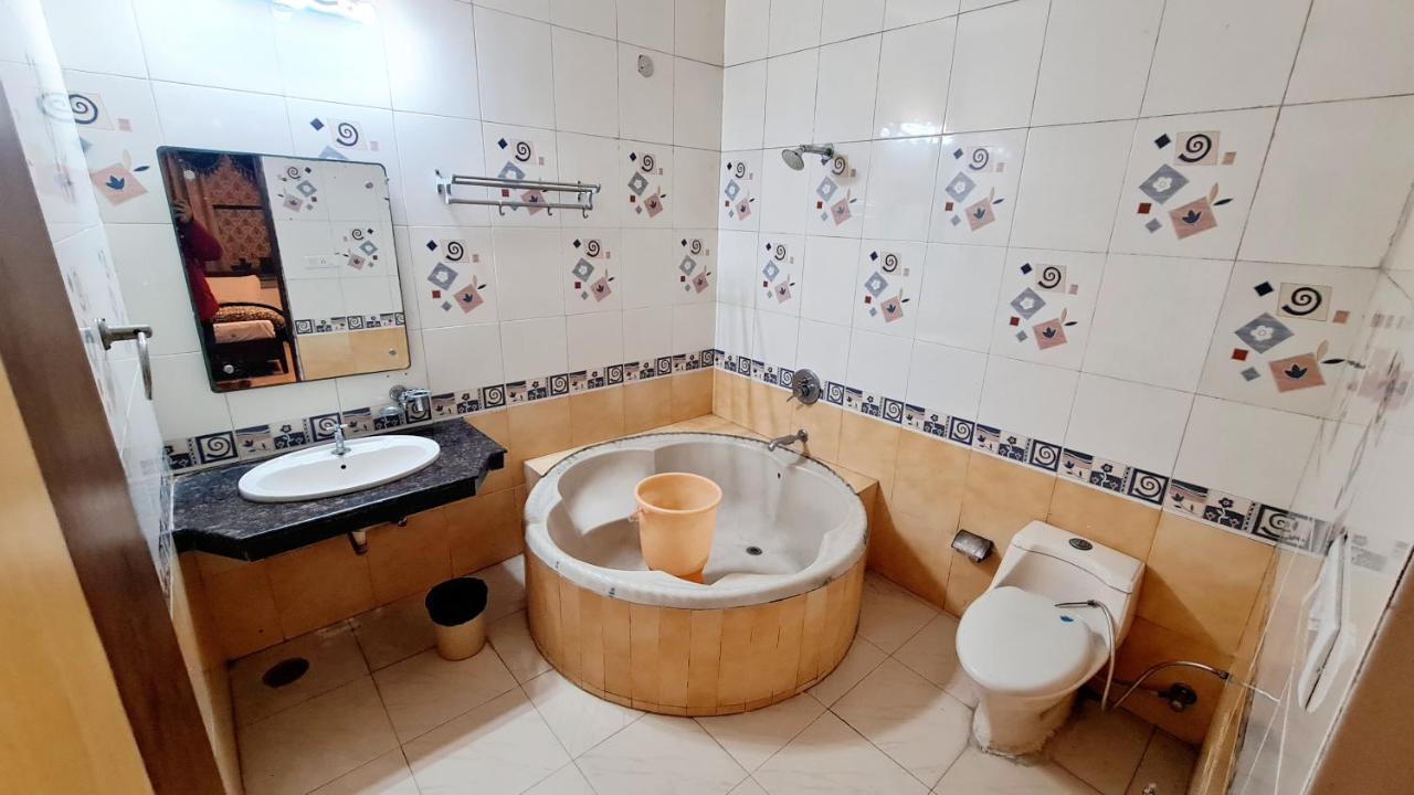 Hotel Amritsar Inn Eksteriør bilde